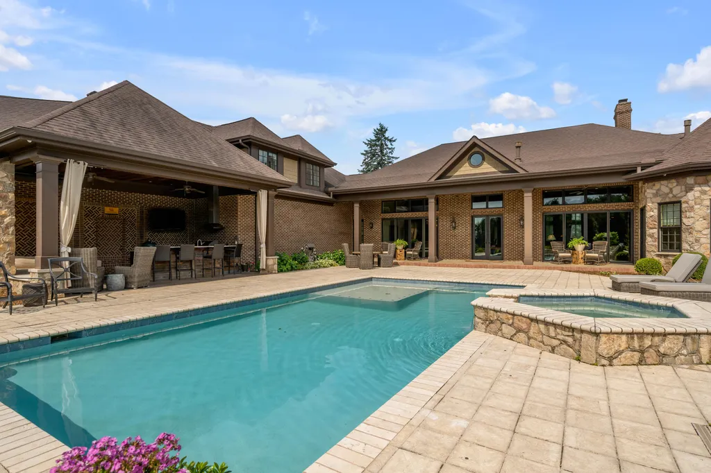 5220 Keene South Elkhorn Road Nicholasville KY 40356