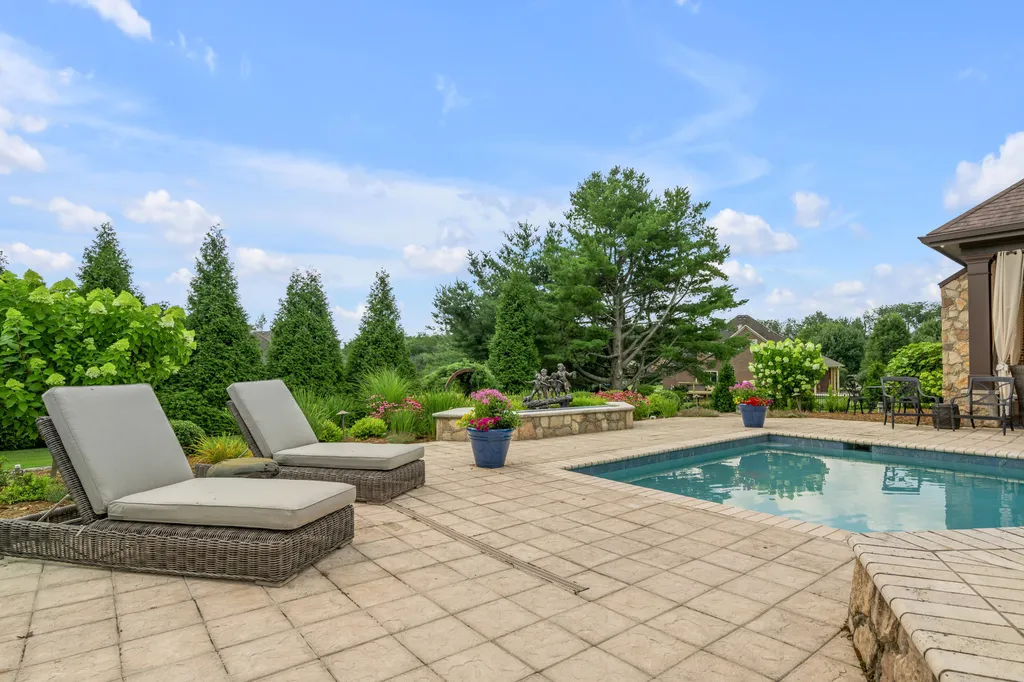 5220 Keene South Elkhorn Road Nicholasville KY 40356