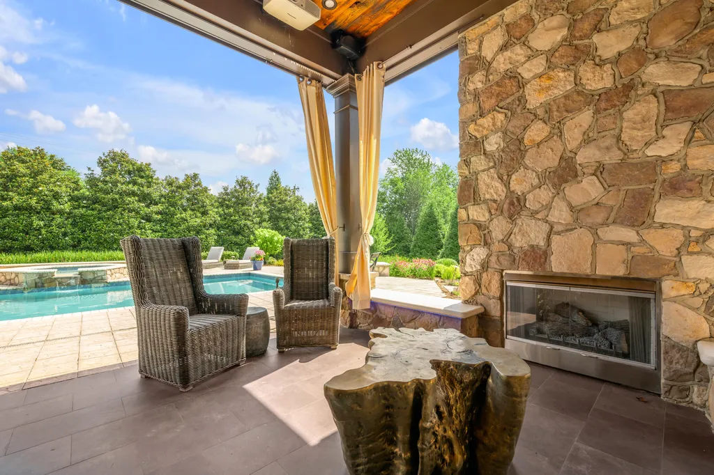 5220 Keene South Elkhorn Road Nicholasville KY 40356
