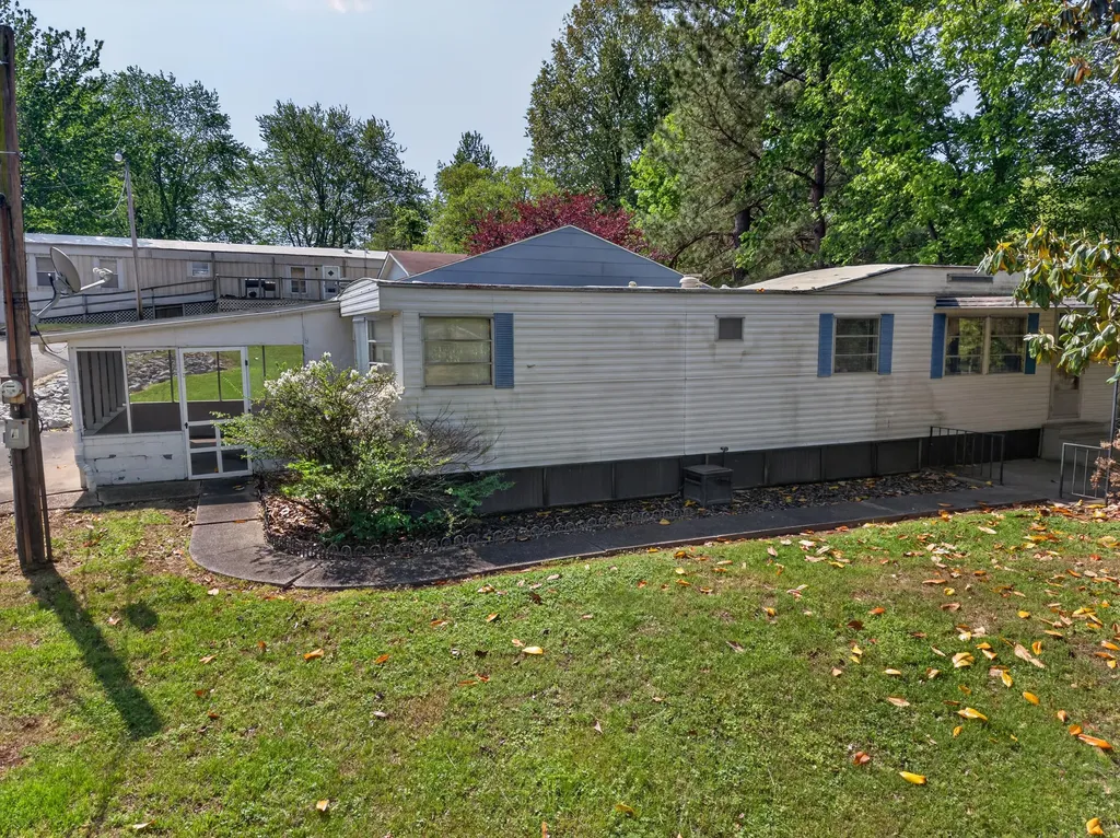 4080 Lovelaceville Road Paducah KY 42001