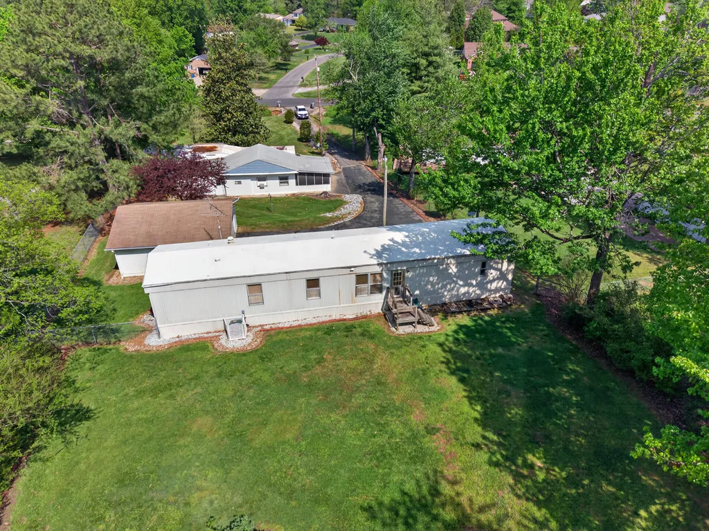 4080 Lovelaceville Road Paducah KY 42001