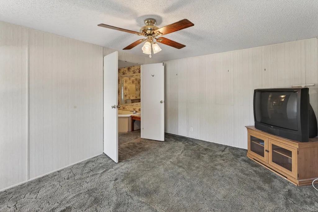4080 Lovelaceville Road Paducah KY 42001