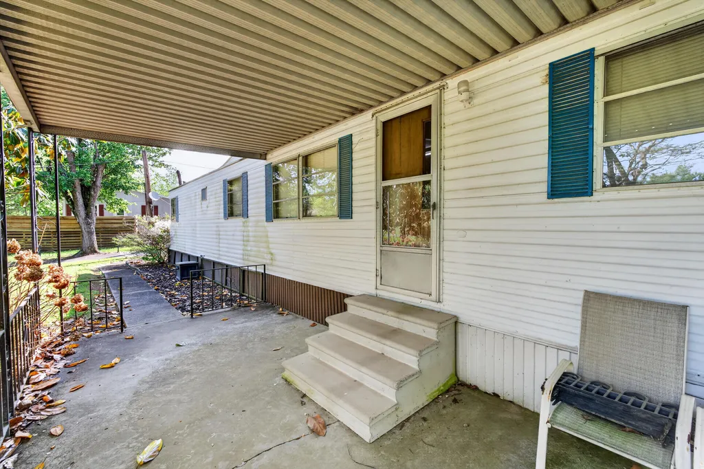4080 Lovelaceville Road Paducah KY 42001