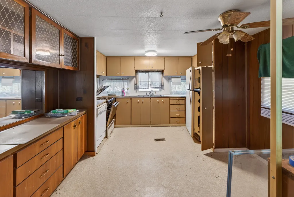 4080 Lovelaceville Road Paducah KY 42001