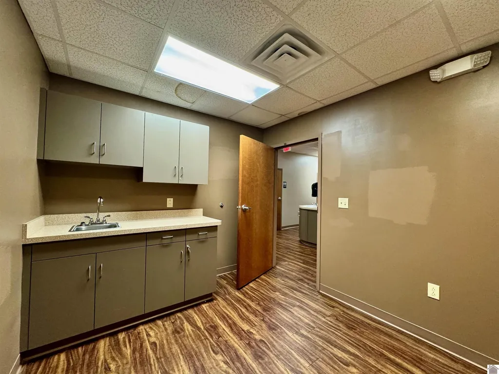 4645 Village Square Drive Paducah KY 42001