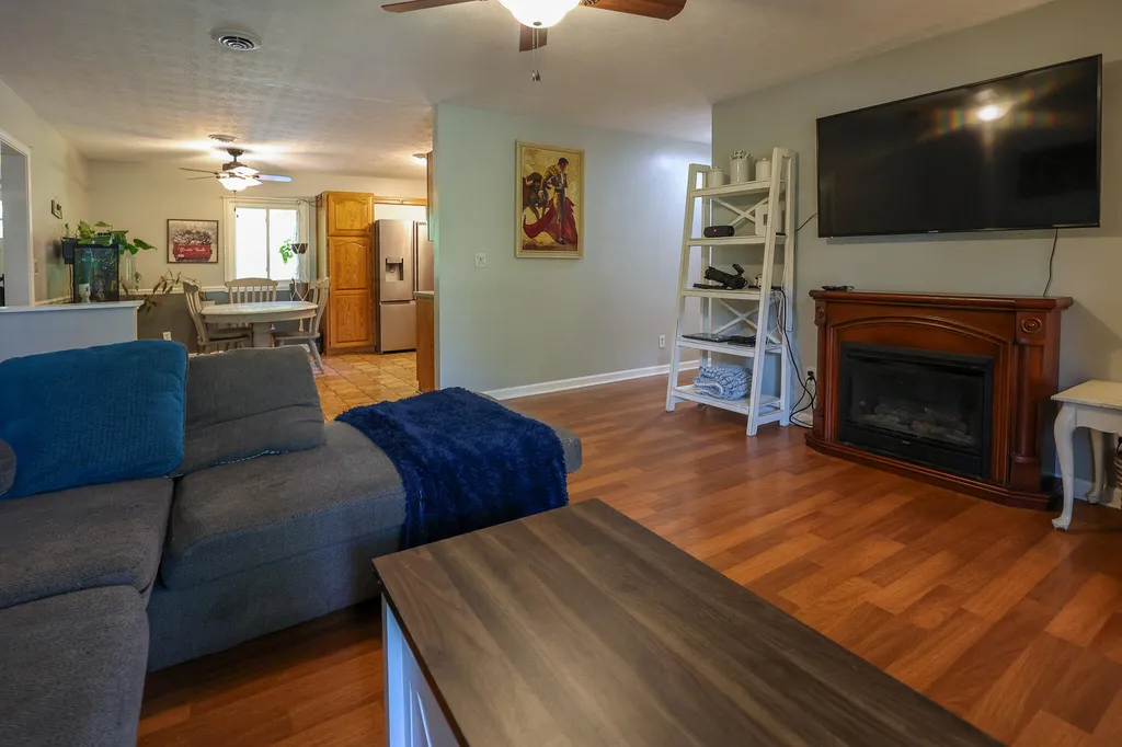 6765 Ivo Wurth Road Paducah KY 42001