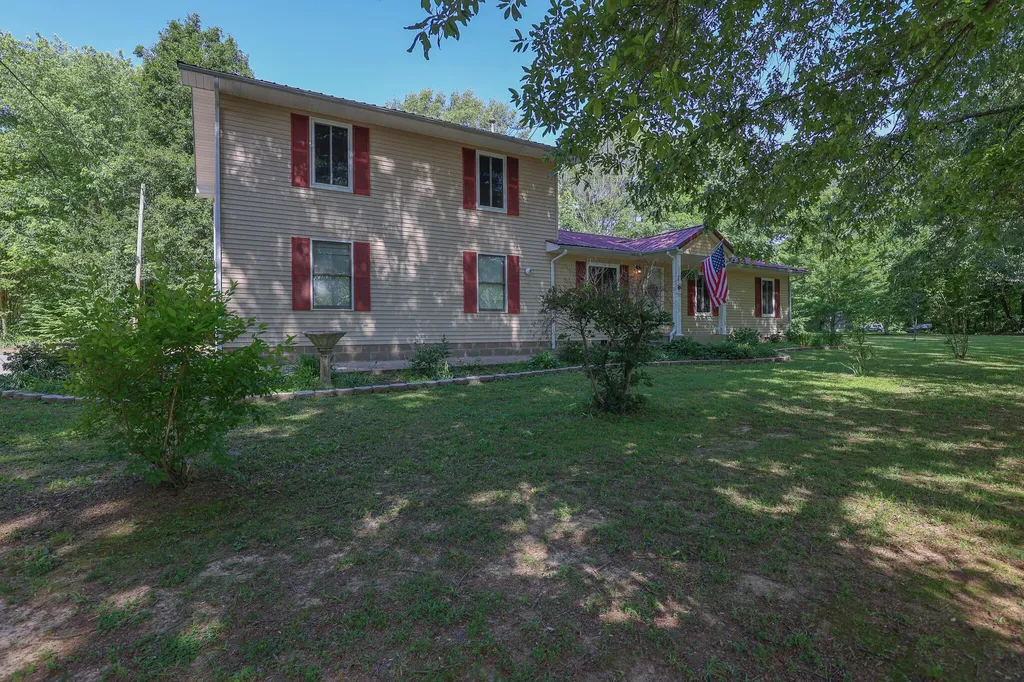 6765 Ivo Wurth Road Paducah KY 42001