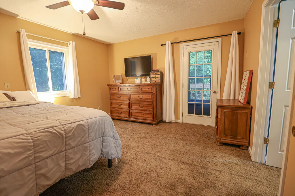 6765 Ivo Wurth Road Paducah KY 42001