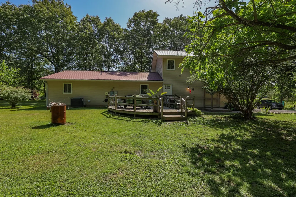 6765 Ivo Wurth Road Paducah KY 42001
