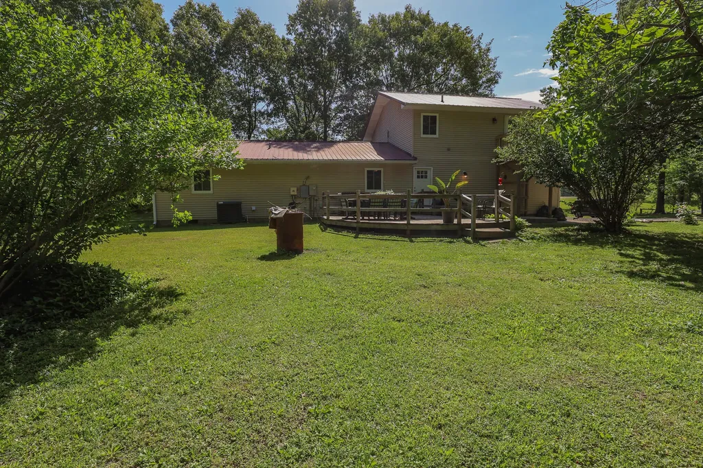 6765 Ivo Wurth Road Paducah KY 42001