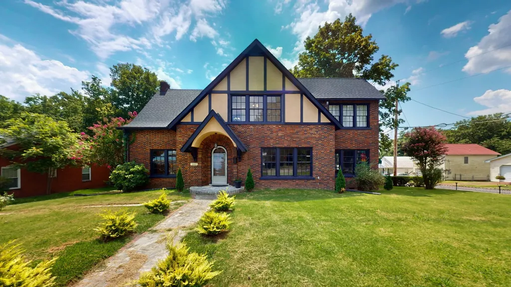 1007 Poplar Street Murray KY 42071