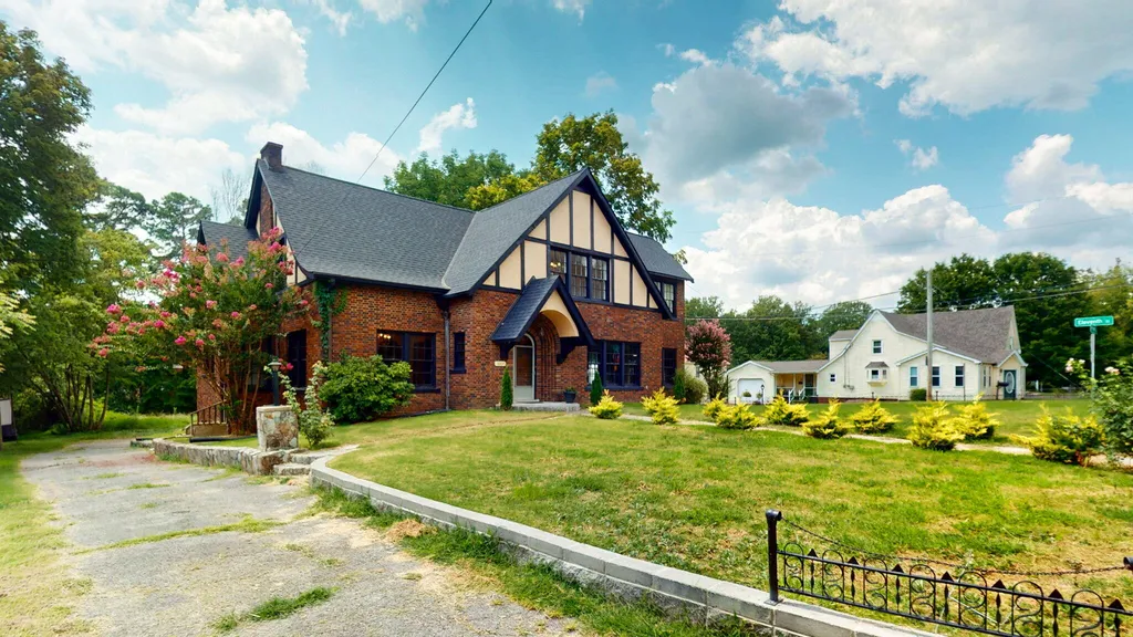 1007 Poplar Street Murray KY 42071