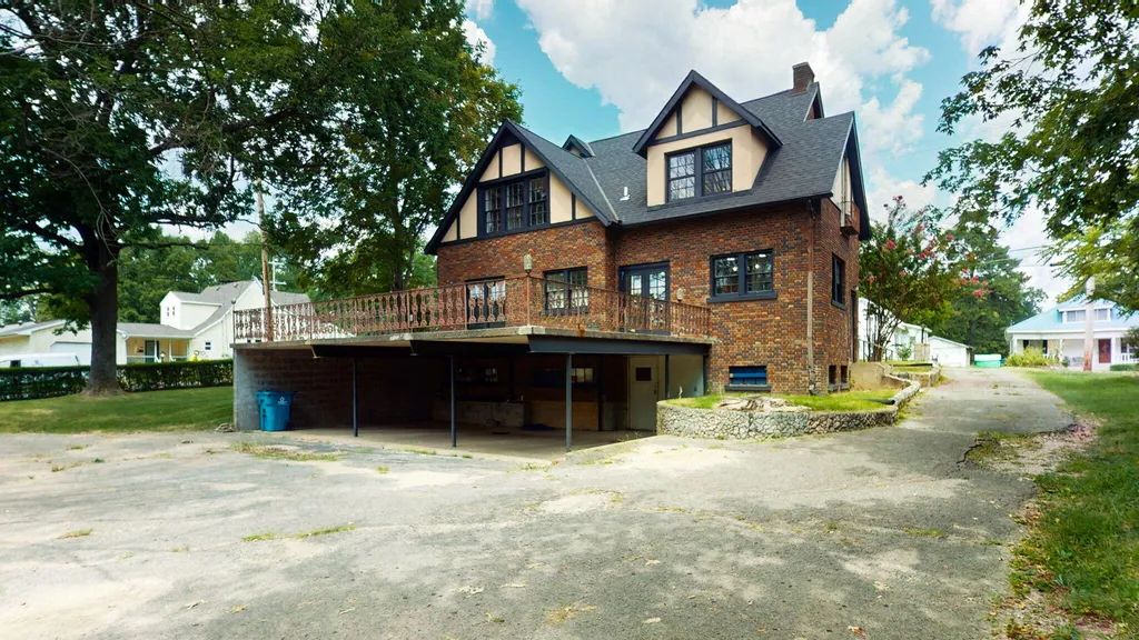1007 Poplar Street Murray KY 42071