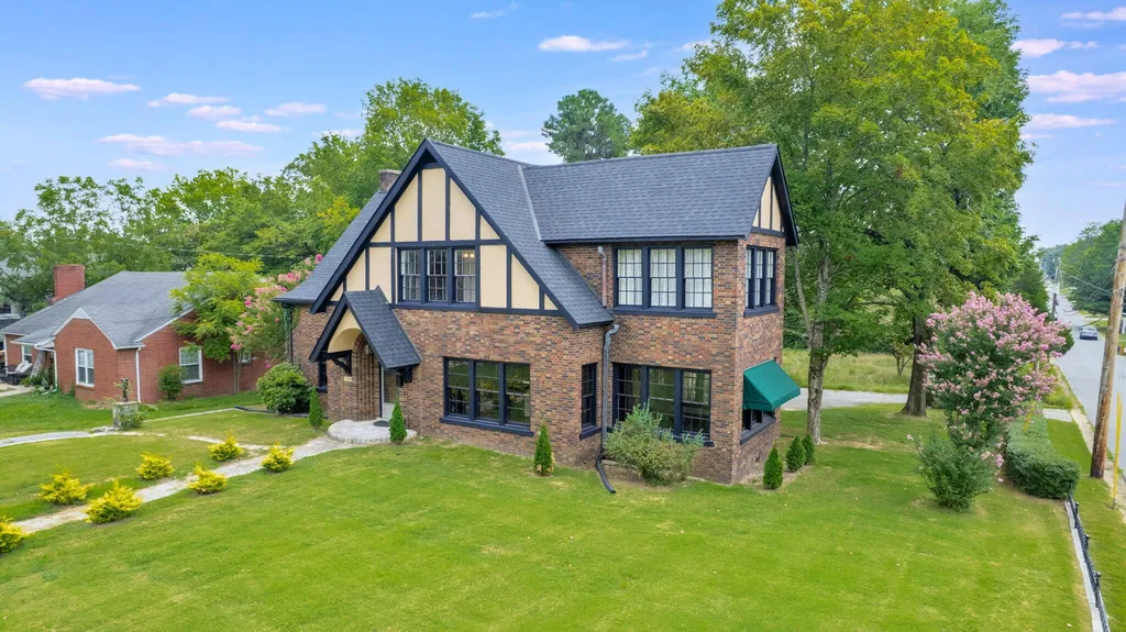 1007 Poplar Street Murray KY 42071