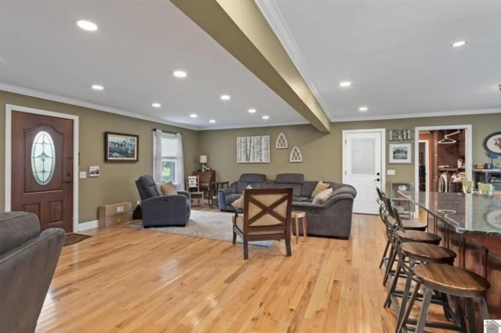3403 Kentucky 121 Murray KY 42071