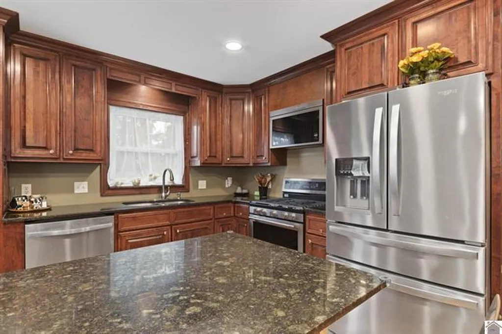 3403 Kentucky 121 Murray KY 42071