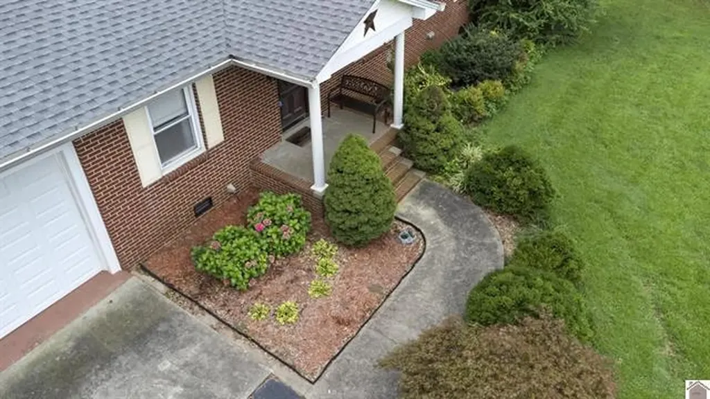 3403 Kentucky 121 Murray KY 42071