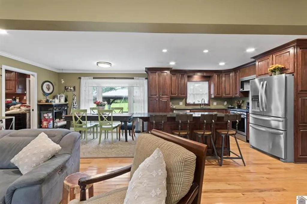 3403 Kentucky 121 Murray KY 42071