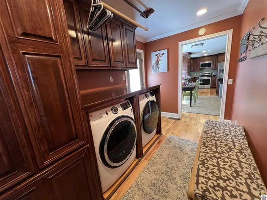 3403 Kentucky 121 Murray KY 42071