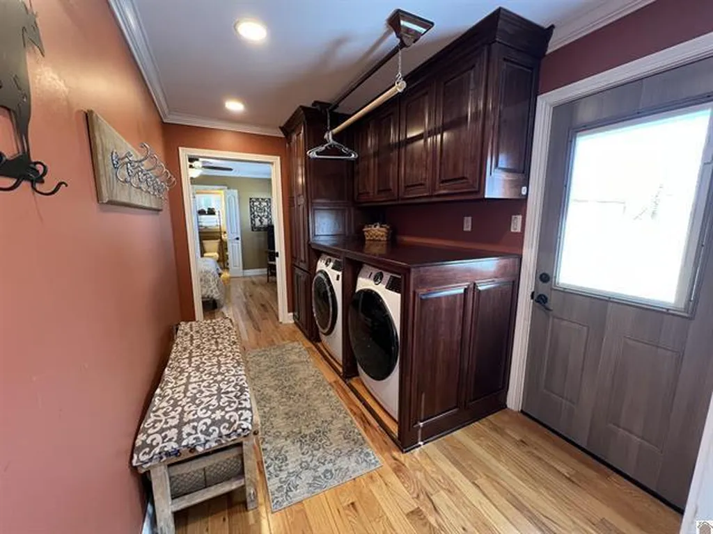3403 Kentucky 121 Murray KY 42071