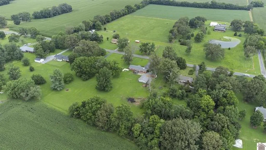 3403 Kentucky 121 Murray KY 42071