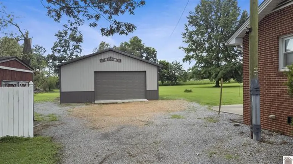 3403 Kentucky 121 Murray KY 42071