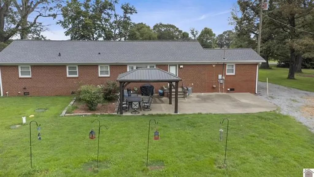 3403 Kentucky 121 Murray KY 42071