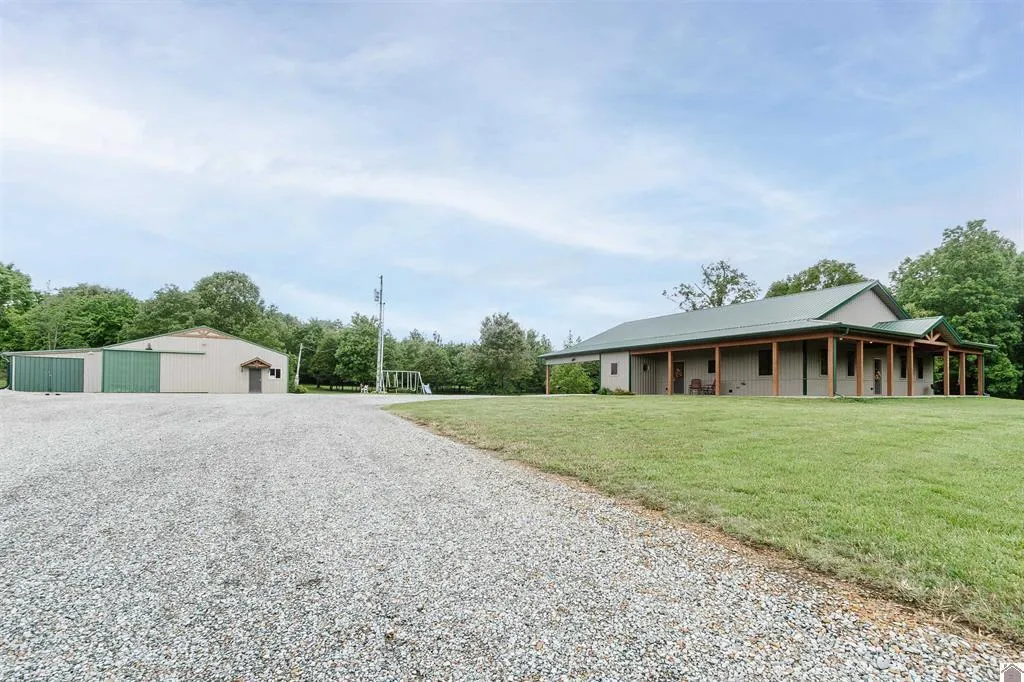 1430 Spence Chapel Road Mayfield KY 42066