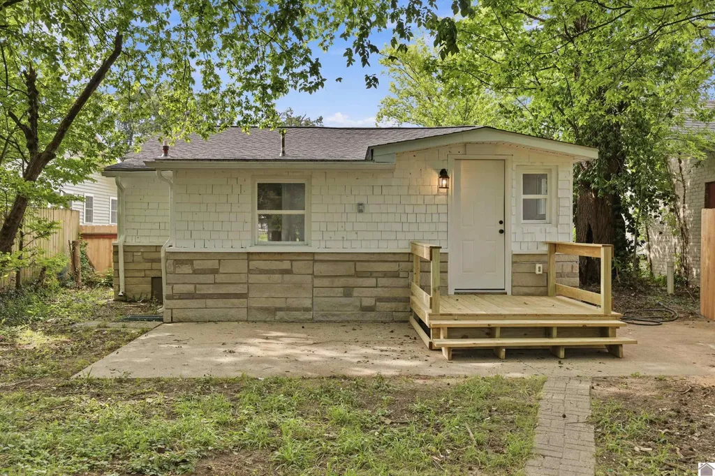 2110 Harrison Street Paducah KY 42001