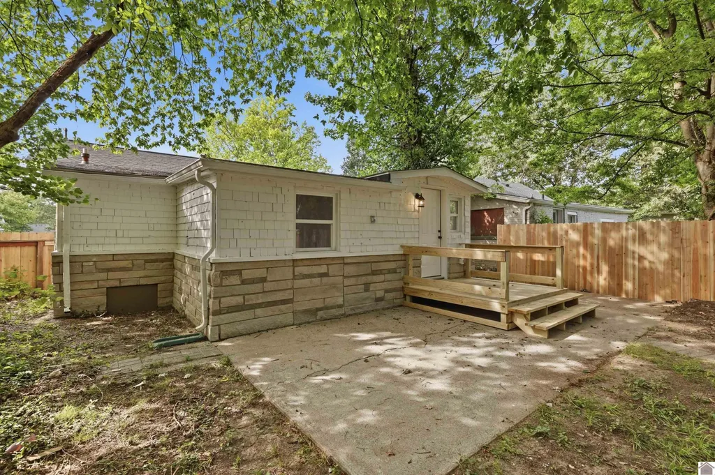 2110 Harrison Street Paducah KY 42001