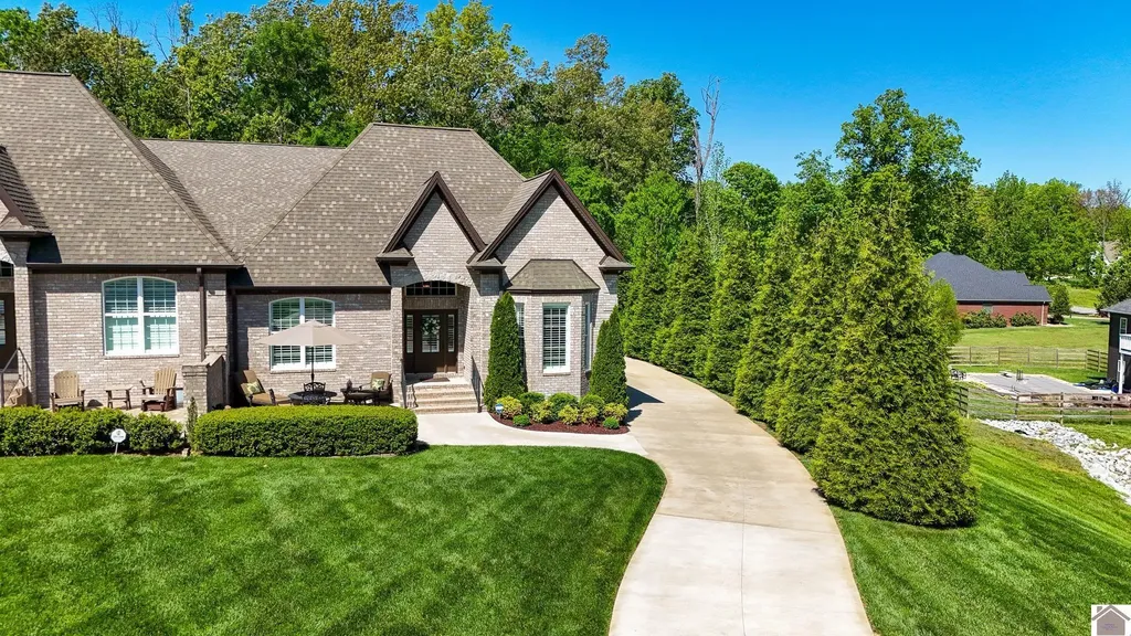 148 Pheasant Run Paducah KY 42001