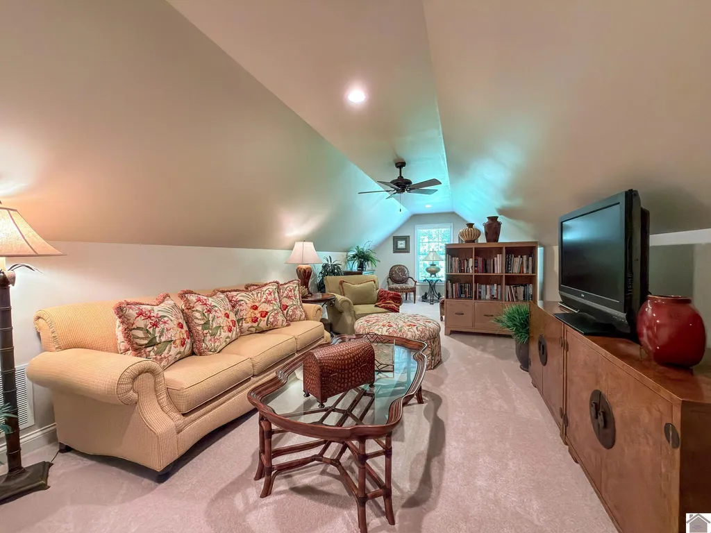 148 Pheasant Run Paducah KY 42001