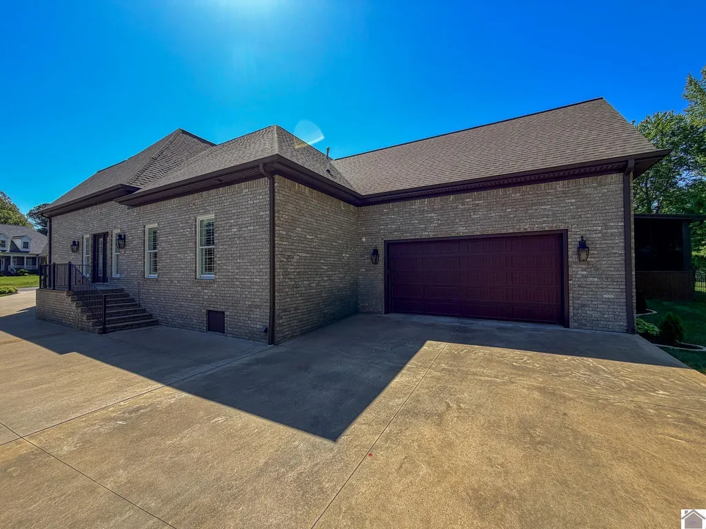 148 Pheasant Run Paducah KY 42001