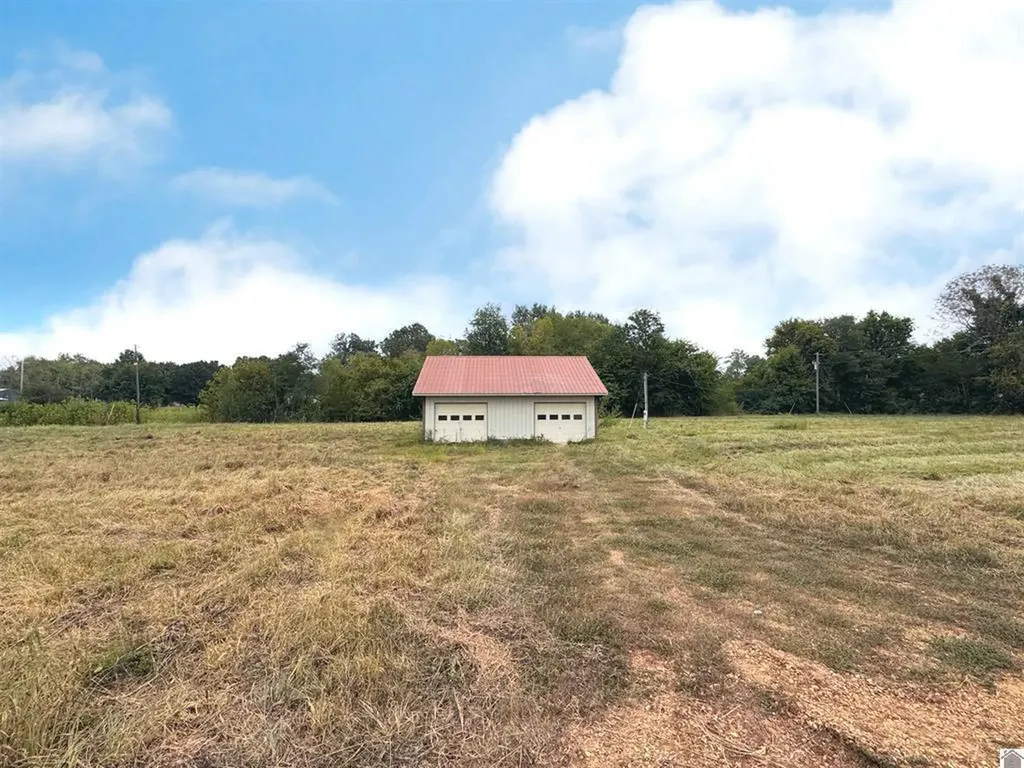 505 5th Street Hazel KY 42049