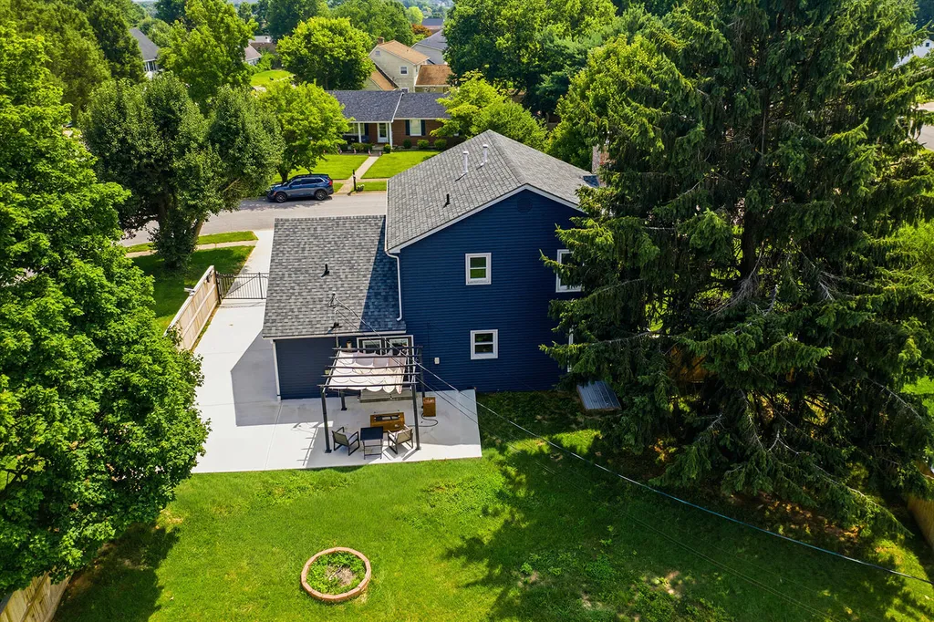 514 Berlin Drive Versailles KY 40383
