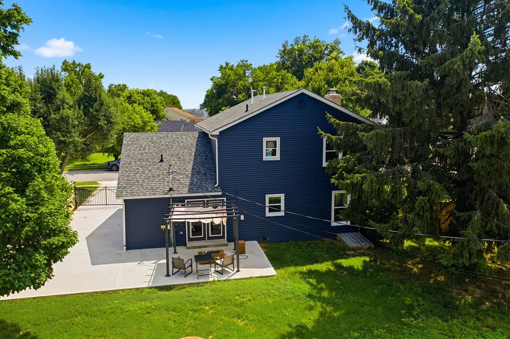 514 Berlin Drive Versailles KY 40383
