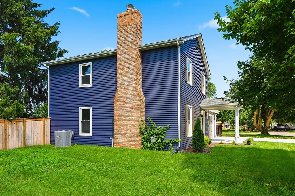 514 Berlin Drive Versailles KY 40383