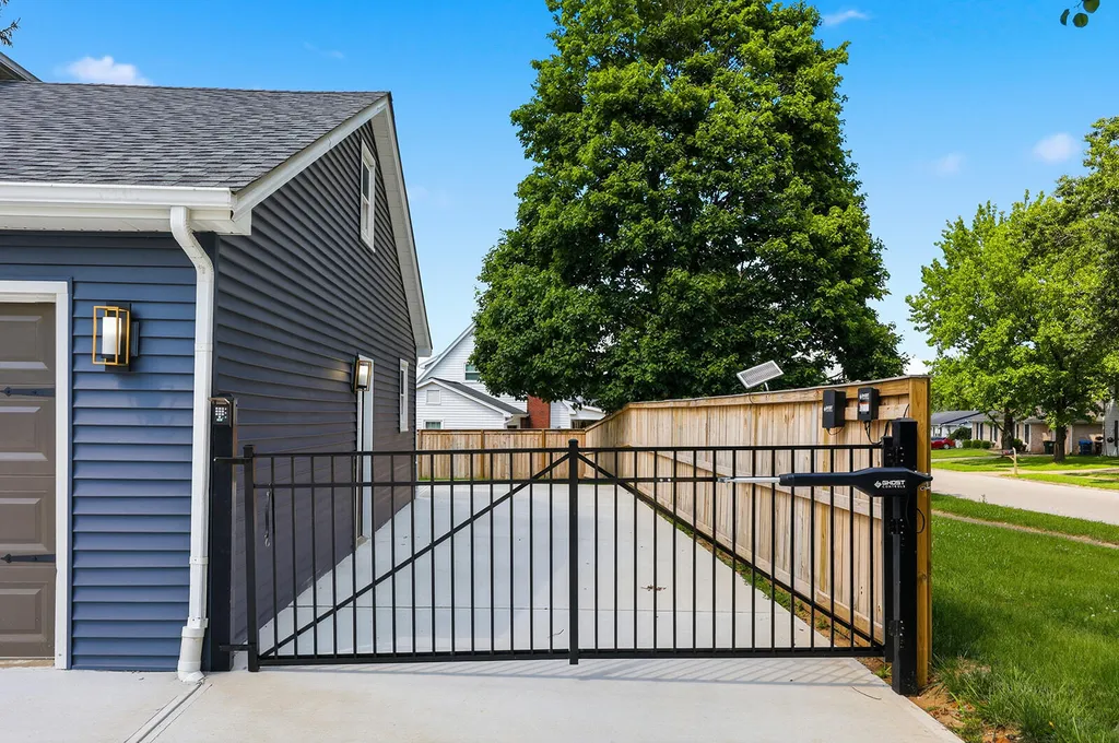 514 Berlin Drive Versailles KY 40383