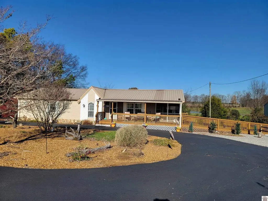 122 Breezy Loop Fredonia KY 42411