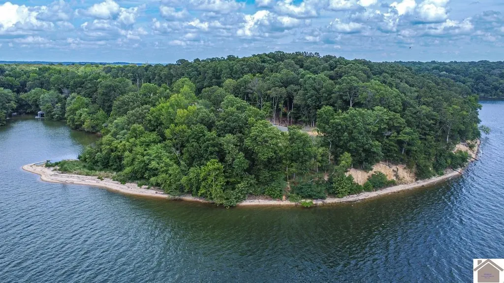 000 Eagle Rest Drive Grand Rivers KY 42045