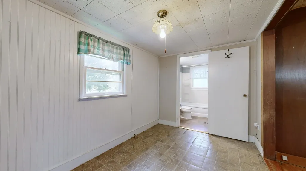 1691 Old Frankfort Road Lawrenceburg KY 40342