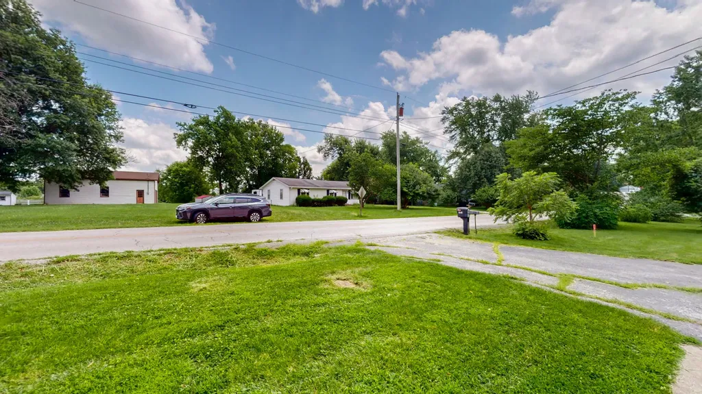 1691 Old Frankfort Road Lawrenceburg KY 40342