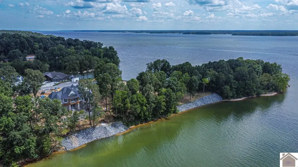 000 Eagle Rest Drive Grand Rivers KY 42045