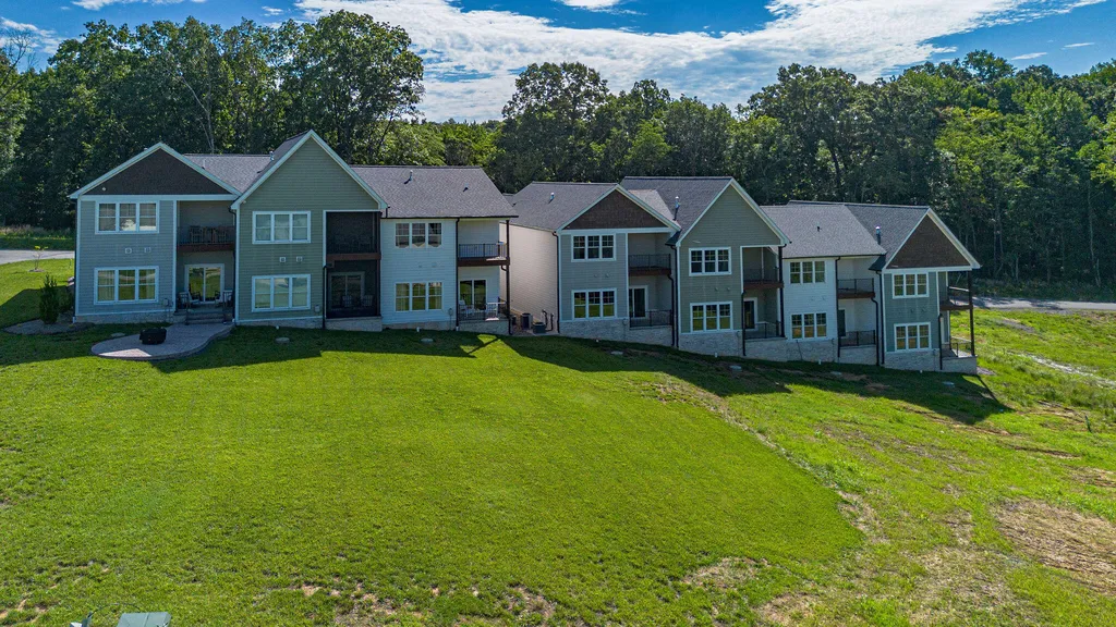 000 Eagle Rest Drive Grand Rivers KY 42045