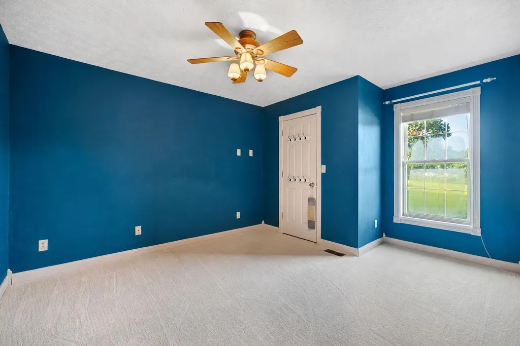 871 Woods Edge Drive Somerset KY 42503