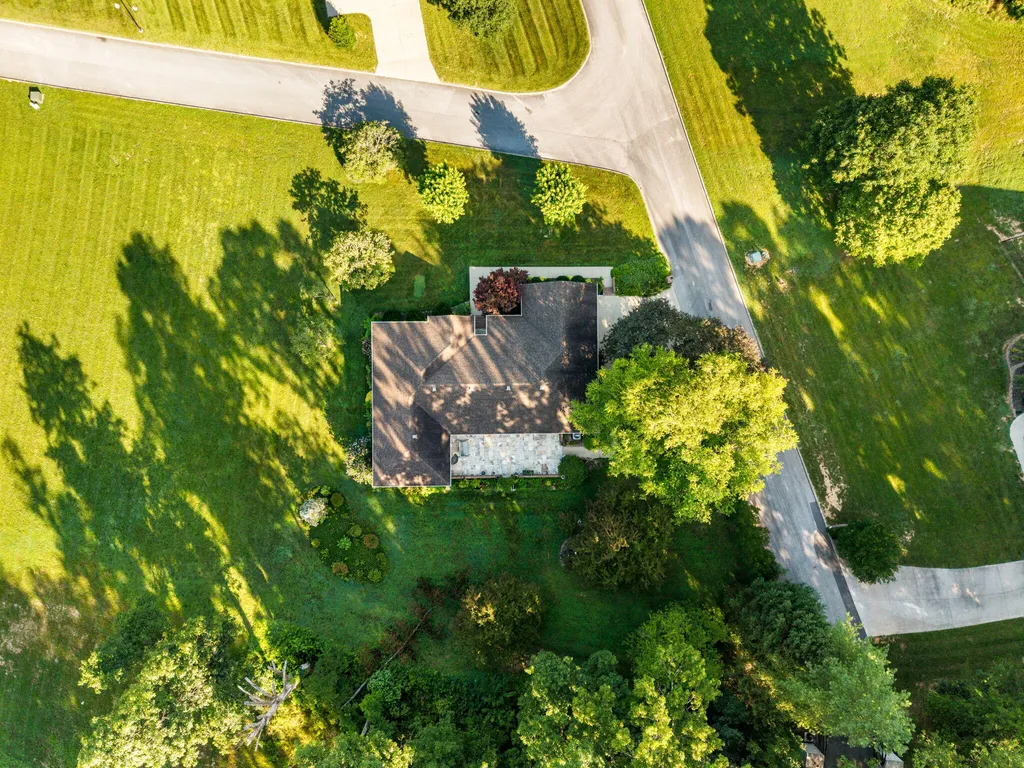 871 Woods Edge Drive Somerset KY 42503