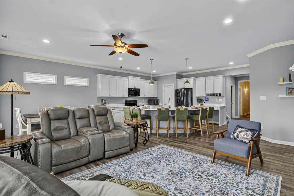 113 Golden Burley Avenue Nicholasville KY 40356