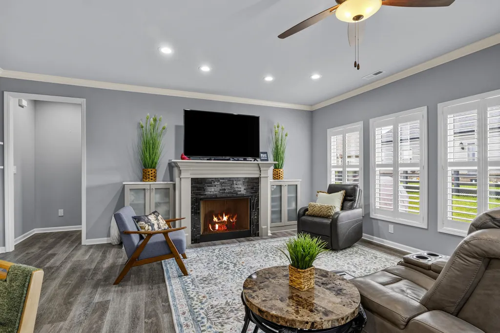 113 Golden Burley Avenue Nicholasville KY 40356