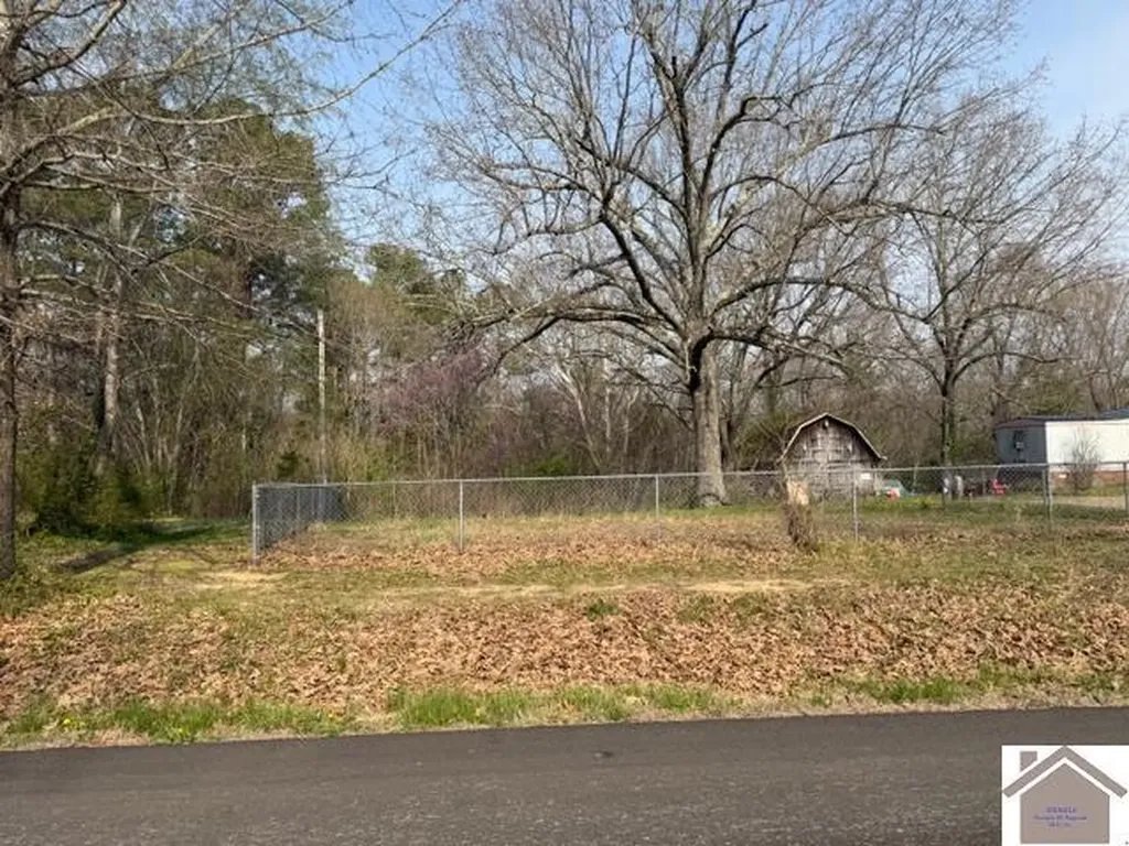 2637 Kentucky 994 Boaz KY 42027