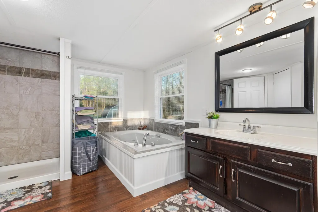 2278 U.s. 641 North Eddyville KY 42038